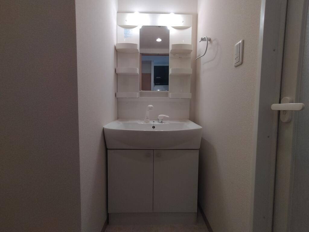 洗面設備　独立・洗面化粧台♪（同仕様写真）