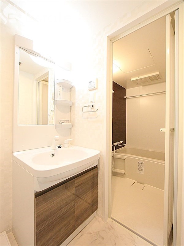 洗面設備　洗面所