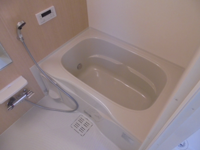 バス・シャワールーム　同タイプ写真