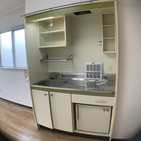 キッチン　壁付けキッチンでスペースを有効活用できます！