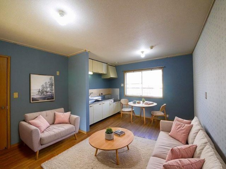 居室・リビング　CGで家具等を配置したもので家具等は含まれません