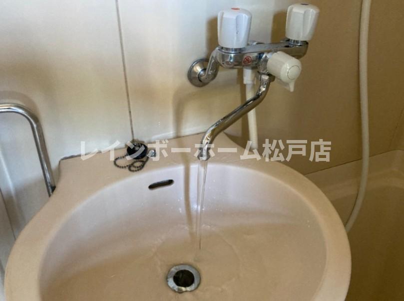 洗面設備　洗面所です