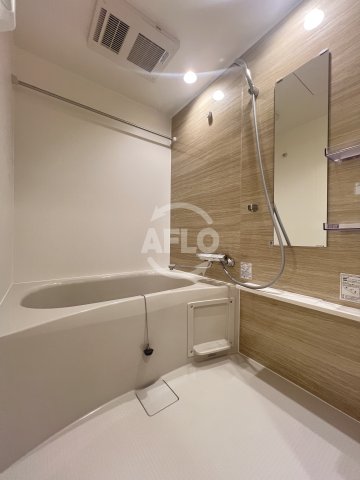 バス・シャワールーム　エスリードレジデンス大阪福島シティスクエア　風呂