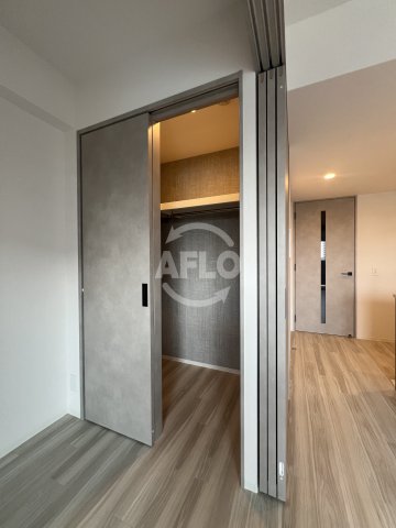 収納　エスリードレジデンス大阪福島シティスクエア　WIC