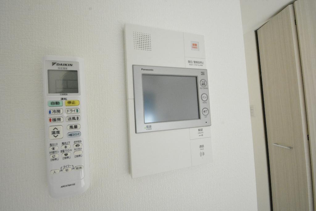 セキュリティ　カメラ付インターホン