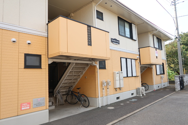 エントランス　玄関入り口♪