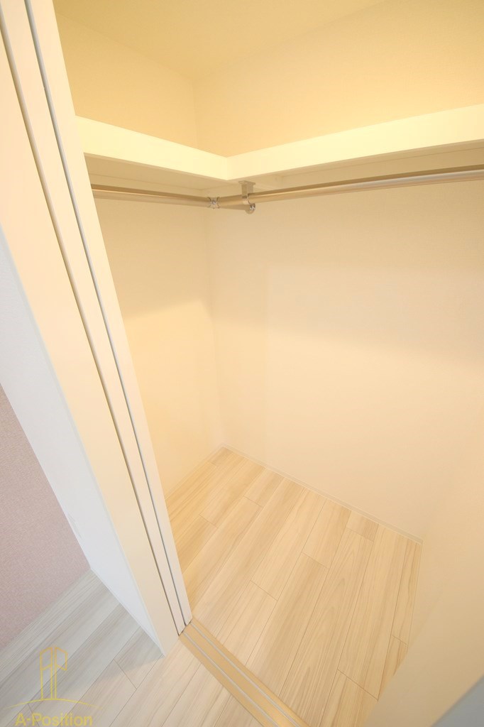 収納　セレニテ天満橋アリア