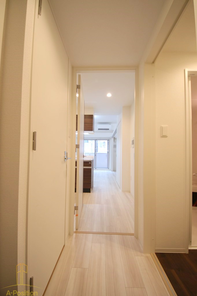 玄関　セレニテ天満橋アリア