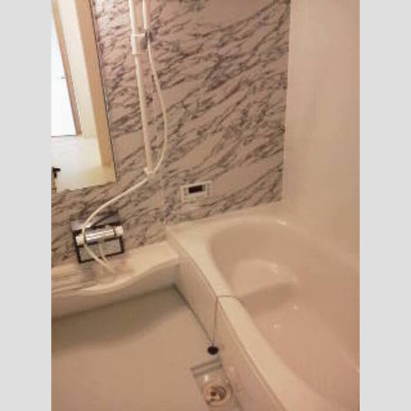 バス・シャワールーム　一坪風呂