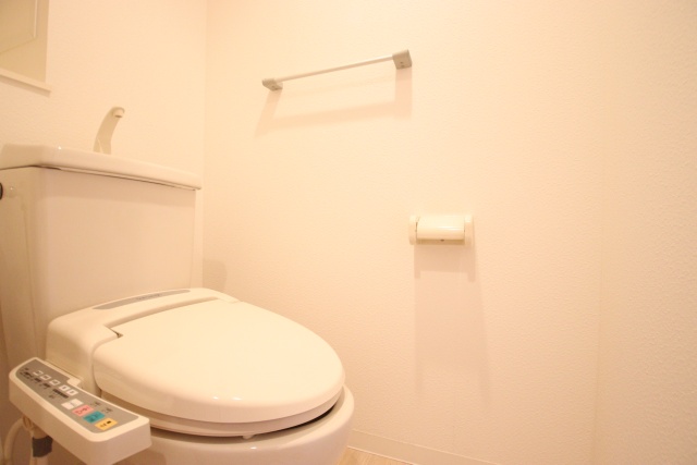 トイレ　※別号室のお写真のため現況優先