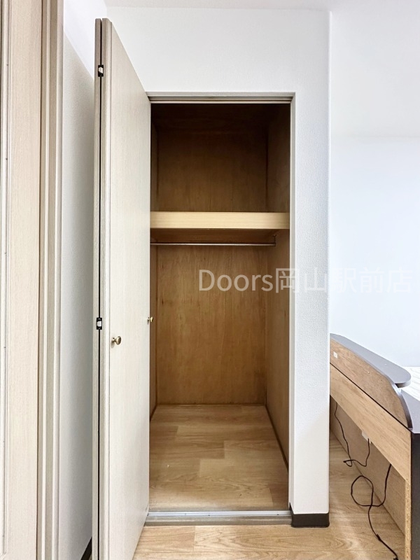 収納　※他号室の写真になります