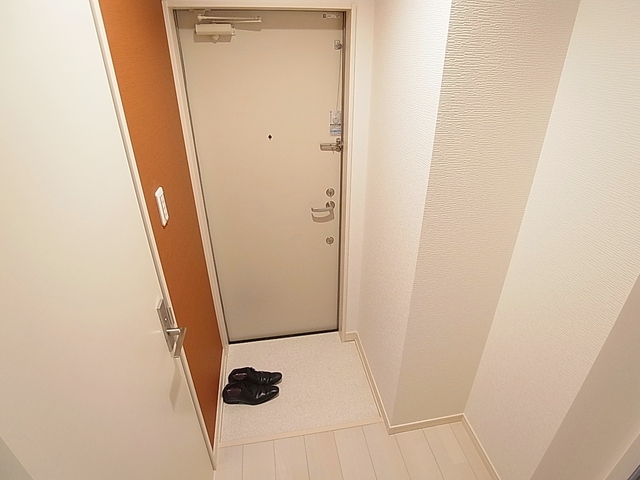 玄関　玄関部分にはシューズＢＯＸ付きます
