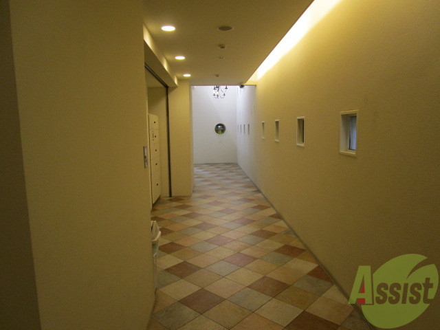 ロビー　高級感漂うホテルみたいなロビー。