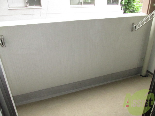 バルコニー　バルコニーも広いよ