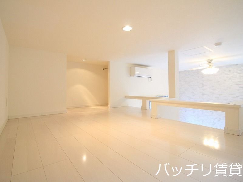 その他部屋・スペース　別号室タイプの為、現状を優先致します。