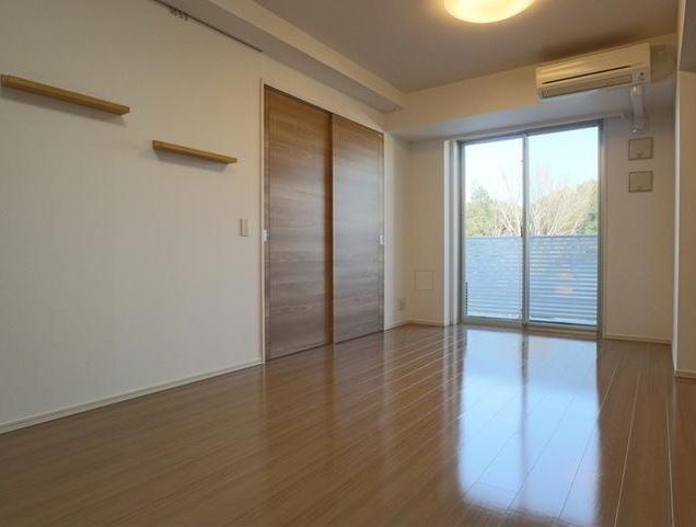 居室・リビング　綺麗な室内