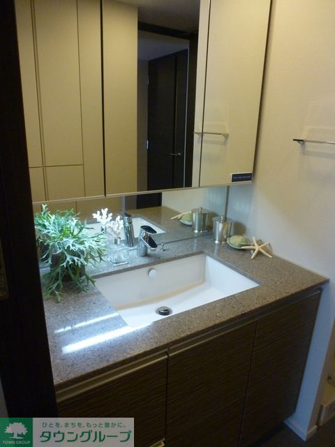 洗面設備　Hタイプ2013年11月撮影 MR時の写真で調度品等は含ま…