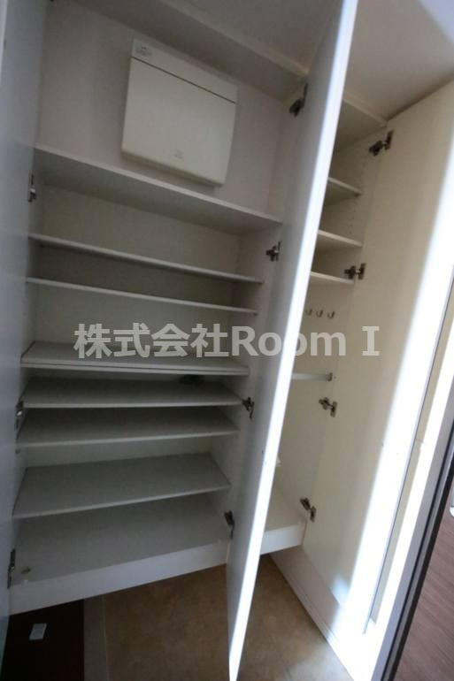 収納　たっぷりとした収納スペースです
