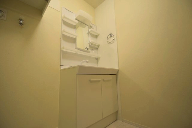 洗面設備　洗髪洗面化粧台