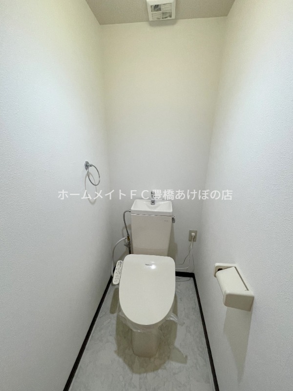 トイレ　同型別部屋写真（反転）
