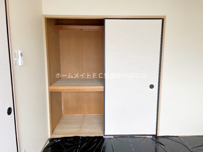 収納　同型別部屋写真（反転）