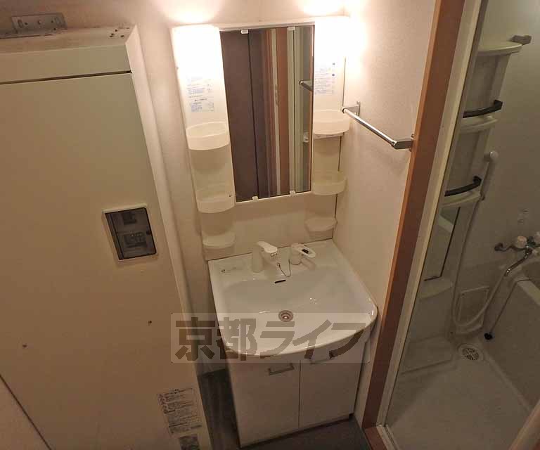 洗面設備　身だしなみは大事ですよ！