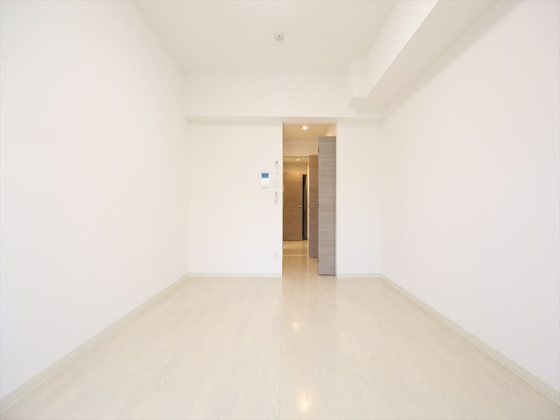 居室・リビング　洋室7.76帖　クローゼット付（収納充実してます）