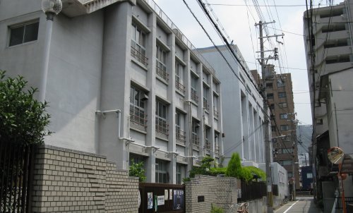 小学校　福島小学校（小学校）まで340m