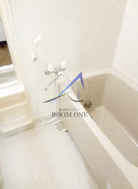 バス・シャワールーム　お風呂です。