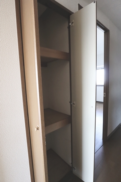 収納　※同物件別部屋参考写真
