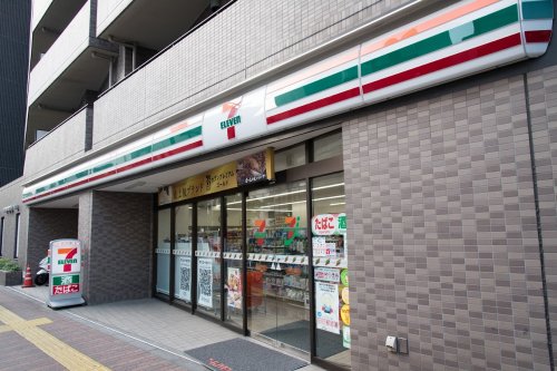 コンビニ　セブンイレブン 文京小石川4丁目店（コンビニ）まで1320m