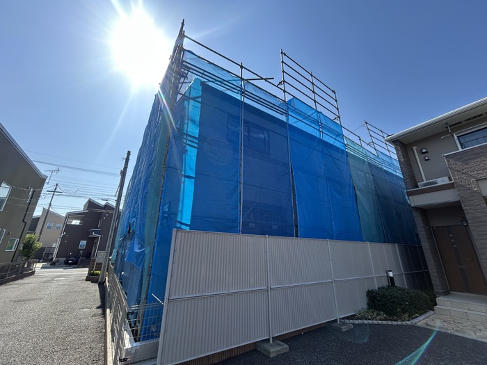 建物外観　建築中