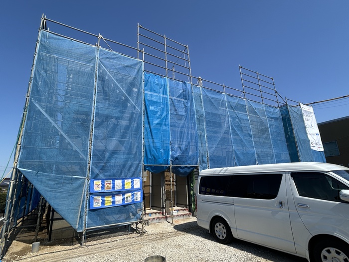 建物外観　建築中