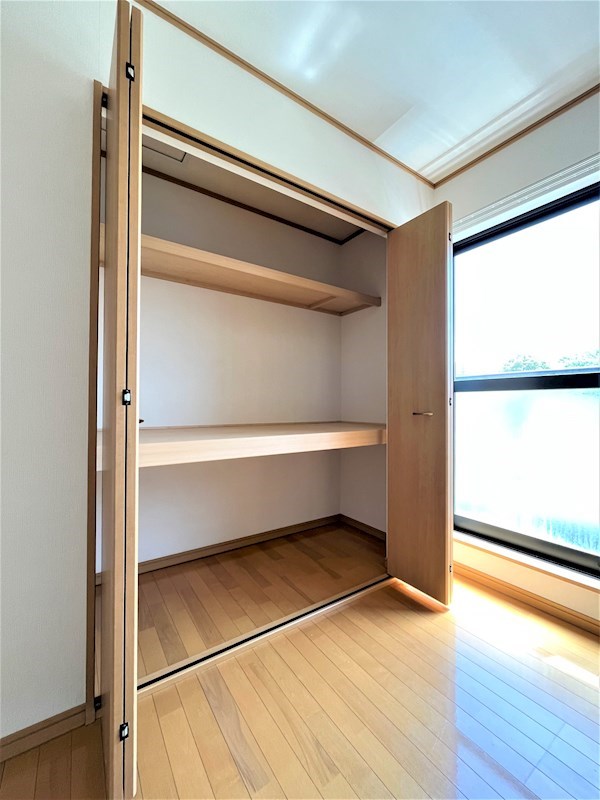 収納　同物件別部屋