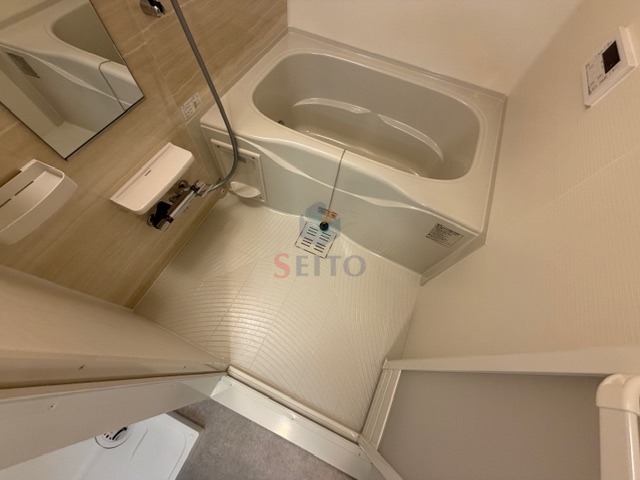 バス・シャワールーム　別階の参考写真になります