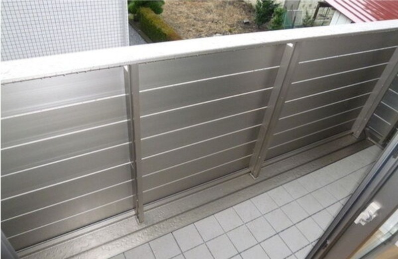 バルコニー　図面と現状に相違がある場合には現状を優先