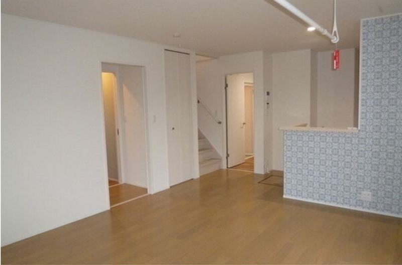 居室・リビング　図面と現状に相違がある場合には現状を優先