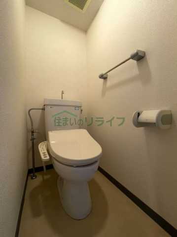 トイレ　ベルジェ世田谷区役所前