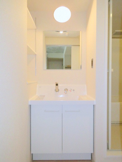 洗面設備　シャンプードレッサーです☆