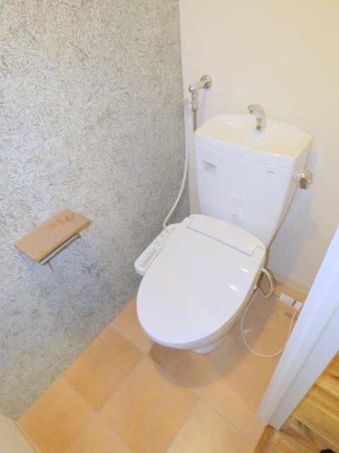 トイレ　ウォシュレットです☆