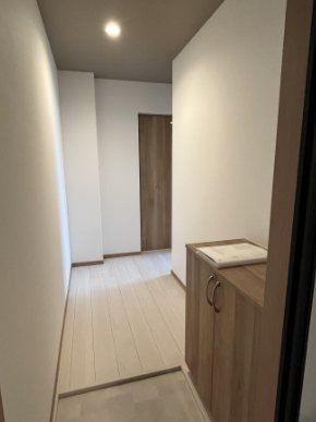 玄関　・参考写真