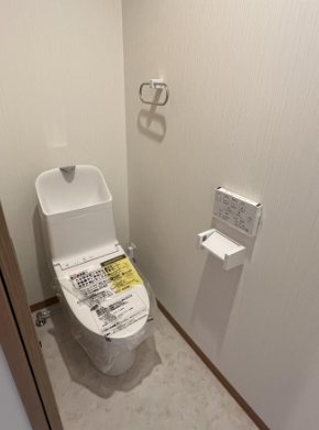 トイレ　・参考写真