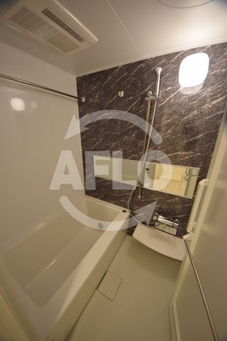 バス・シャワールーム　レジデンストレゾールデュー　浴室乾燥機