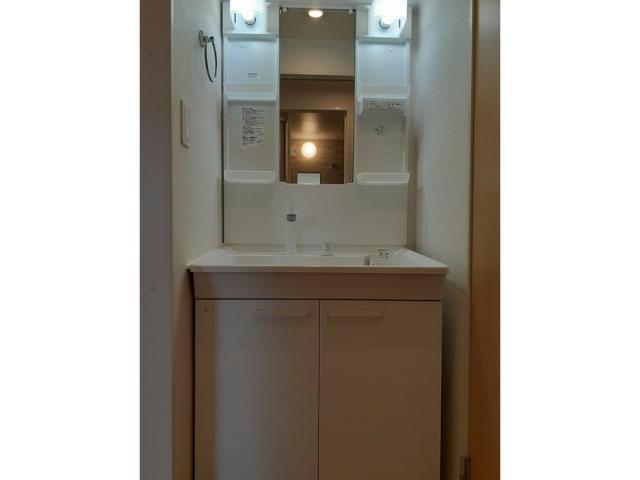 洗面設備　スマート　エアリー　II