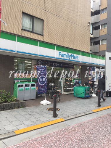 コンビニ　ファミリーマート新馬場サクセス通り店（コンビニ）まで414m