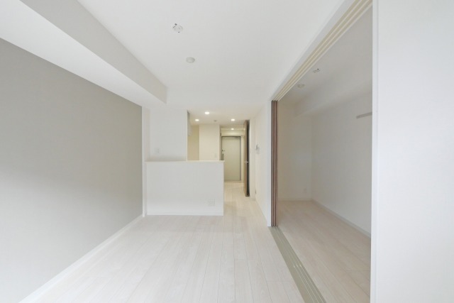 居室・リビング　反転タイプ