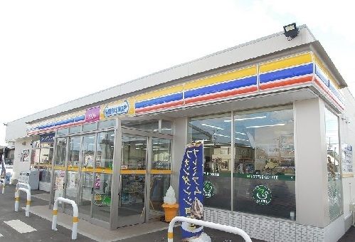 コンビニ　ミニストップ（コンビニ）まで710m