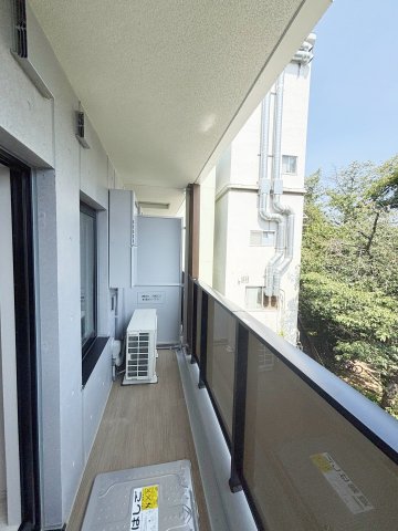 バルコニー　※別室参考写真