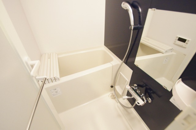 バス・シャワールーム　人気条件の「バス・トイレ別」です。