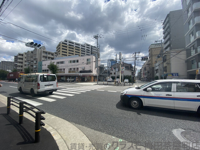 その他　周辺道路（その他）まで10m